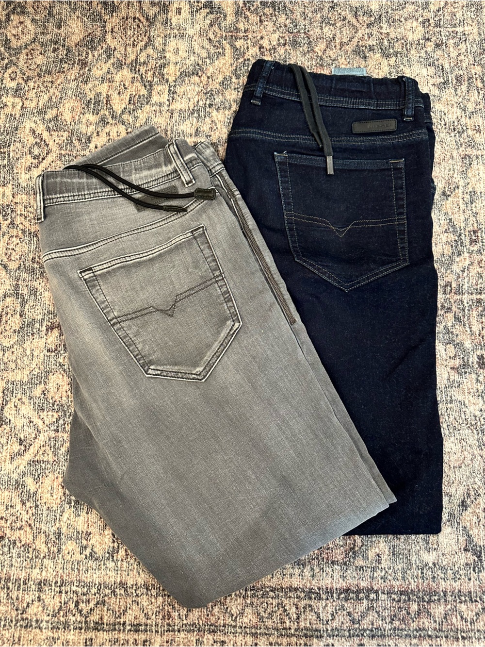 2 Pairs of Diesel Narrot Jeans in Light Gray and Dark Navy